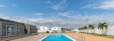 MARINA BAY - piscina con espectacular vista . Exclusivas casas en venta en Manta Ecuador