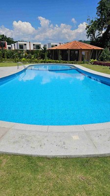 CAMPO CANELA – incredible swimming pool for adults and one for children - sale of houses and apartments in Tena