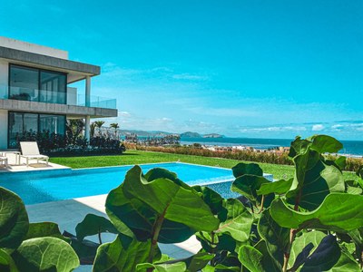 Oceanside Farm Residences – Spectacular villas and houses for sale in Puerto Cayo, Ecuador – spectacular ocean views