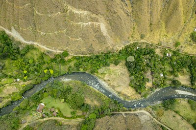 Riverfront Paradise: Create Your Dream in Tumianuma