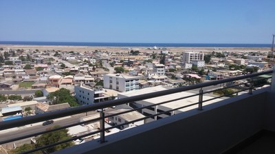 Master Balcony View of City 