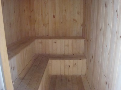 25 Sauna.jpg