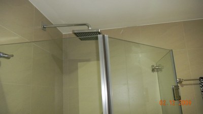 21 Mastr Bathroom Shower.JPG