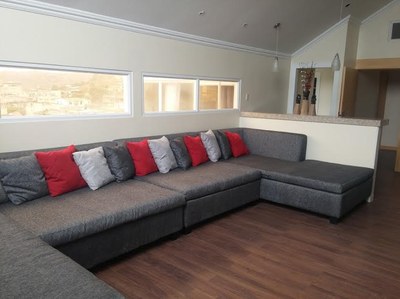  Living Room With Huge Sectional Sofa 
