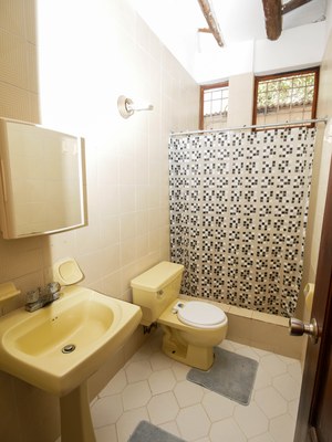3.Suite1 Bathroom  .jpg