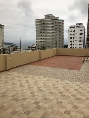 Very Large Terrace With Views To Ocean.