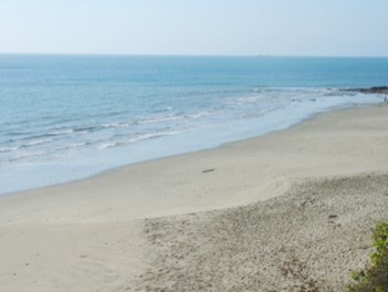 Ballenita Beach