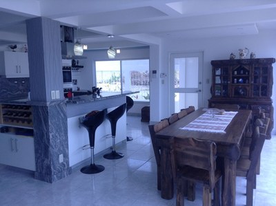 Dining Room And Breakfast Bar