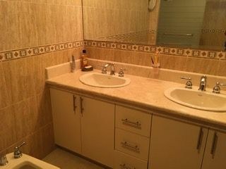   Double Vanity Sinks In Master Bathroom 
