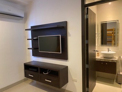 Second Bedroom Television And En-Suite Bathroom Entry