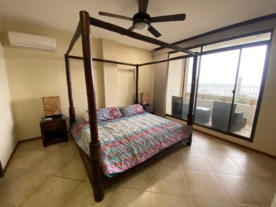 1A - Chill Out in Style Beachfront Condo: Beautiful and tranquil true beachfront rental with all the amenities. 