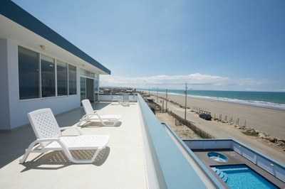 San Clemente Beachfront House with Pool-39.jpg