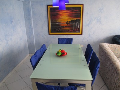 Dinig Room Table.JPG