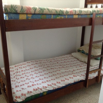 35 bunkbeds in maid's room.jpg