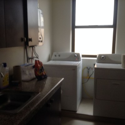 36 Washer And Dryer.jpg