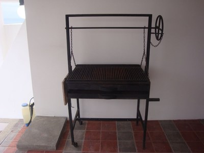 Outdoor Grill 