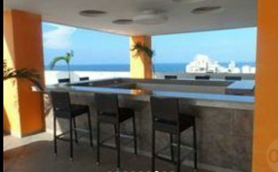 Wet Bar On Rooftop. 