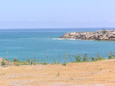 cliff view ayangue.JPG