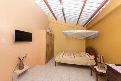 3-Beds-Affordably-Priced-Near-Beach-2000-11.jpg
