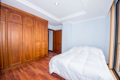 Fully-Furnished-2-Bedroom-Deluxe-Cuenca-Condo-2000-14.jpg