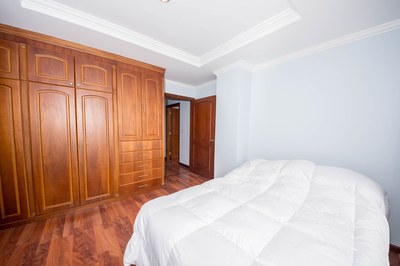 Fully-Furnished-2-Bedroom-Deluxe-Cuenca-Condo-2000-31.jpg