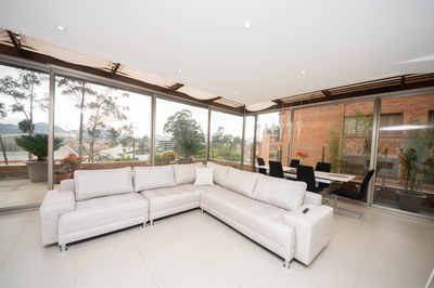 Luxurious-Apartment-Tomebamba-River-View-2000-4.jpg