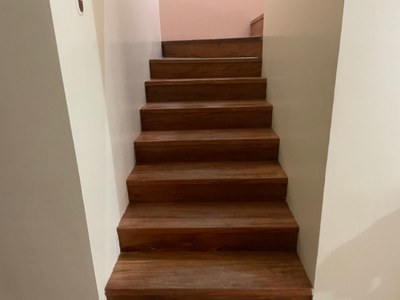 stairs to 2nd level.jpg