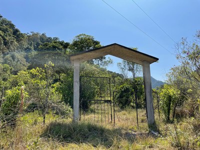 Mindo property entrance