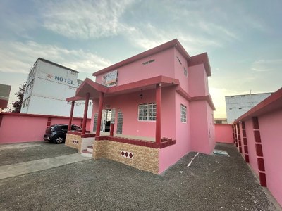 47 pink house.jpg