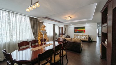 FOR SALE Stunning 4-Bedroom Apartment