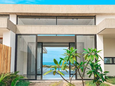 Oceanside Farm Residences – Umami-D large room with spectacular lighting -House for sale in Puerto Cayo, Ecuador
