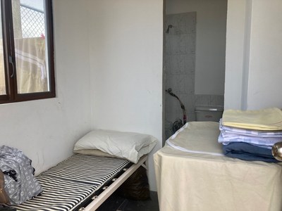 Maid's Room WIth Full Bath And Washer