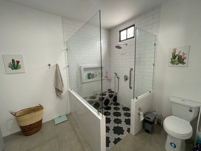 Pelican House ~ main bathroom walk-in shower