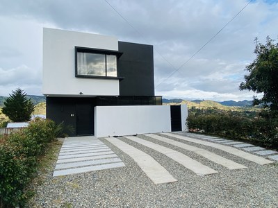 Mountain House For Sale in Gualaceo