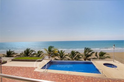Affordable Oceanfront Living: 2-Bedroom Condo with Panoramic Pacific Views – Manta Ecuador Real Estate